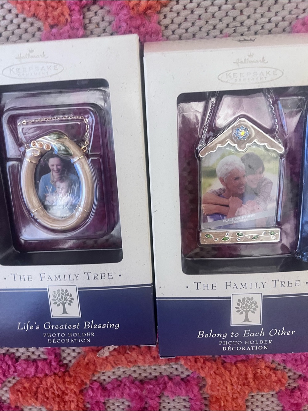 Hallmark Gold-Tone Hanging Photo Frames (Gold) 2 1990s ornaments vintage